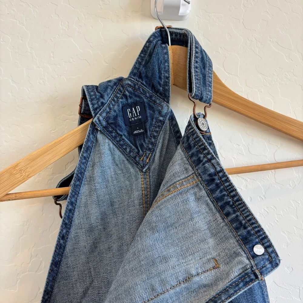 Gap Kids Distressed Overalls in a medium wash denim, Size L